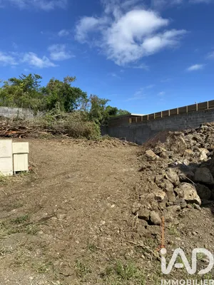 Terrain à Saint-Pierre (97432)