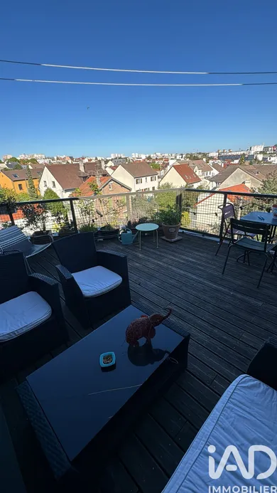 Duplex à Montreuil (93100)