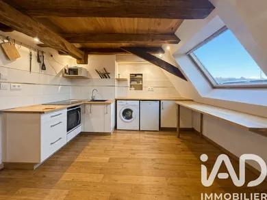 Immeuble à Laval (53000)