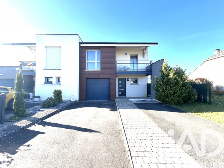 Maison 5 pièces 112 m² · à Marange-Silvange · 112 m² · 365 000 €