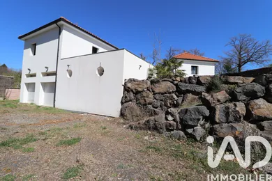 House in Saint-Saturnin (63450)