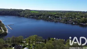 Cottage in cuzion (36190)
