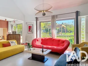 Maison d'architecte à L'Haÿ-les-Roses (94240)