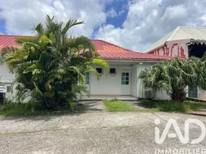 House in Sainte-Anne (97227)