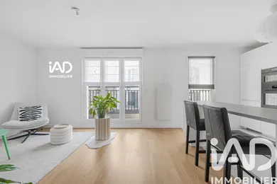 Apartment in Chatou (78400)