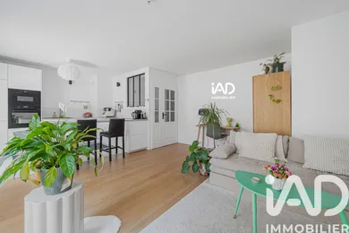 Apartment in Chatou (78400)