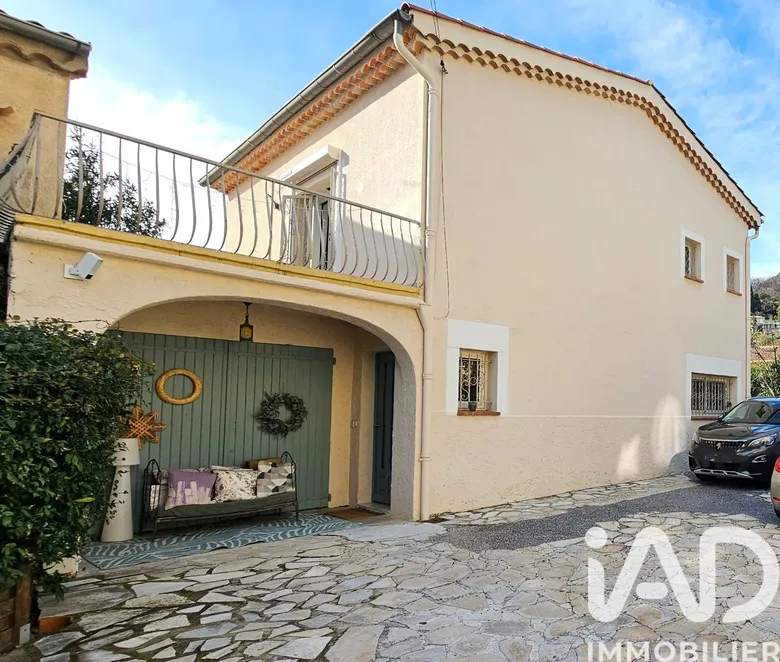 Maison 7 pièces 137 m² · à Vence · 137 m² · 650 000 €