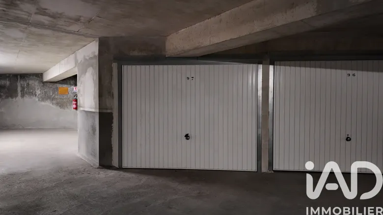 Parking 13 m² · à Montpellier · 13,2 m² · 18 300 €