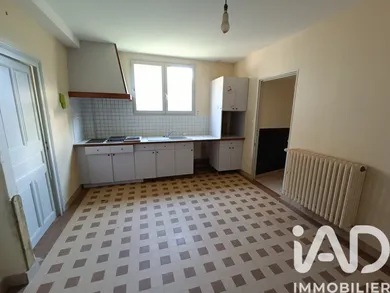 Maison de village à Selommes (41100)