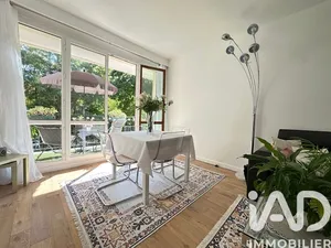 Apartment in Antony (92160)