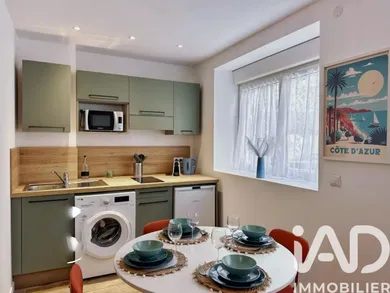 Apartment in Toulon (83000)