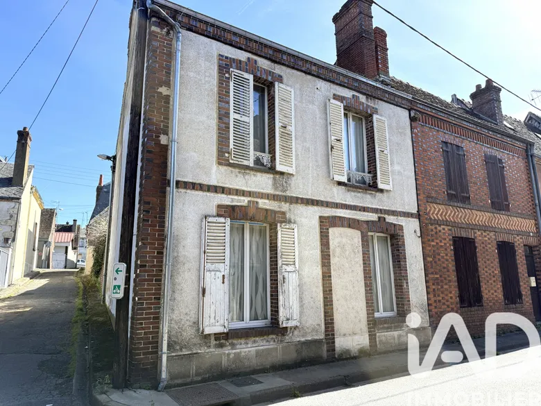 Maison 4 pièces 79 m² · à Brou · 79 m² · 85 000 €