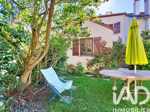 House in Vélizy-Villacoublay (78140)