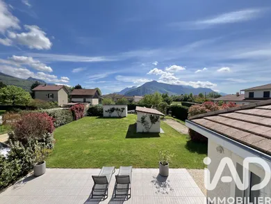 Maison d'architecte à La Buisse (38500)