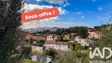 House in Ollioules (83190)