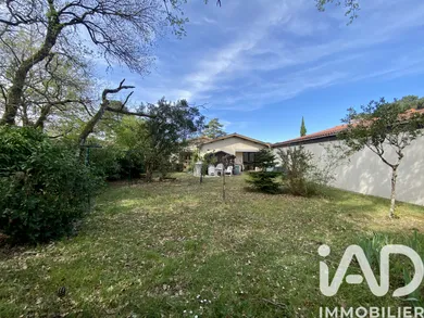 Maison à Le Taillan-Médoc (33320)