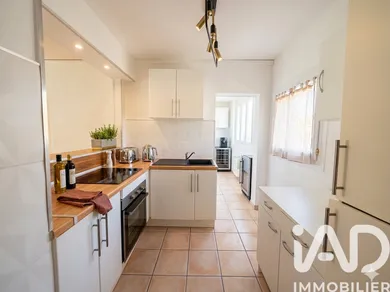 Apartment in Marignane (13700)