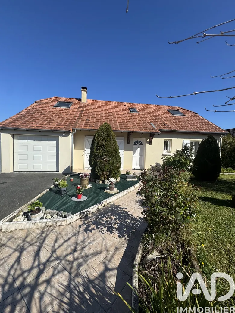 Maison 7 pièces 127 m² · à Bourges · 127 m² · 289 990 €