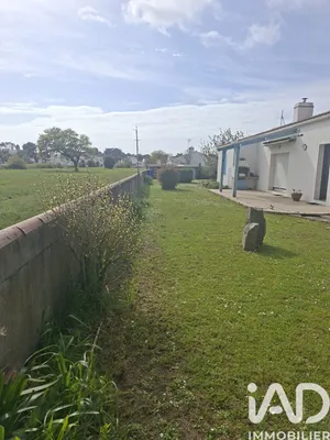Maison à Barbâtre (85630)