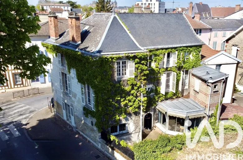Maison 11 pièces 283 m² · à Châlons-en-Champagne · 282,7 m² · 379 900 €
