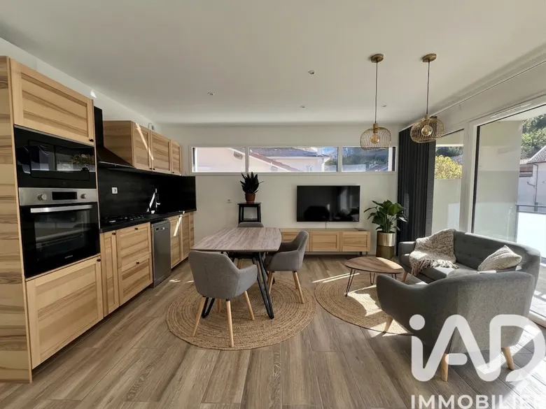 Appartement 3 pièces 69 m² · à Domène · 69 m² · 240 000 €