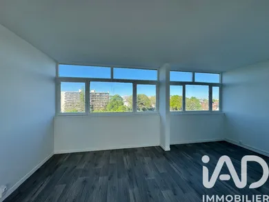 Appartement à Évry (91000)