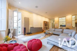 Apartment in Bordeaux (33000)
