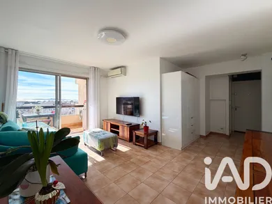 Apartment in Sanary-sur-Mer (83110)