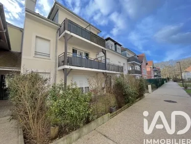 Appartement à Nandy (77176)