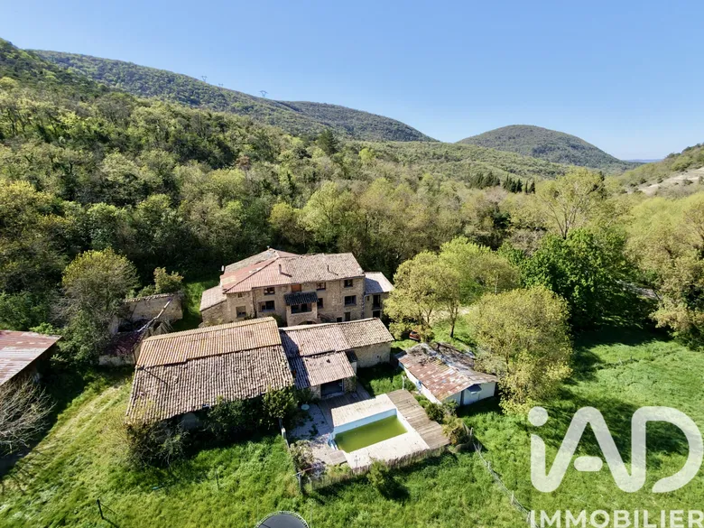 Maison 10 pièces 320 m² · à Mirmande · 320 m² · 380 000 €
