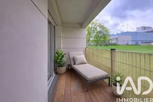 Apartment in Suresnes (92150)