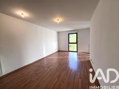 Apartment in Nantes (44000)