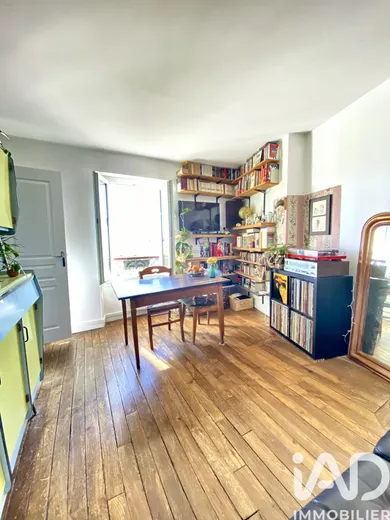 Apartment in Paris (75018)