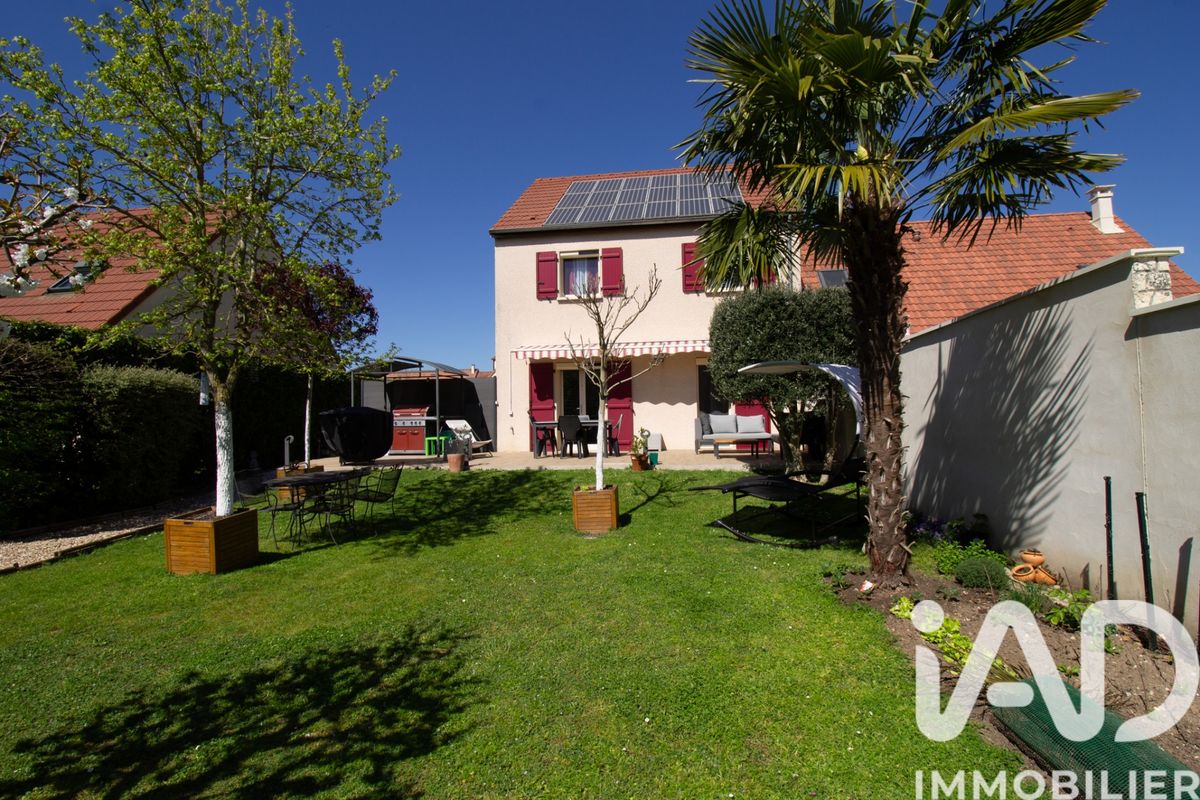 maison à Issou