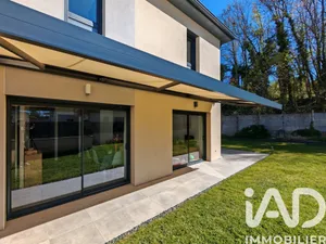 Maison à Neuville-sur-Saône (69250)