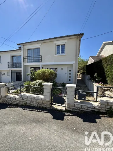 Townhouse in Trélissac (24750)