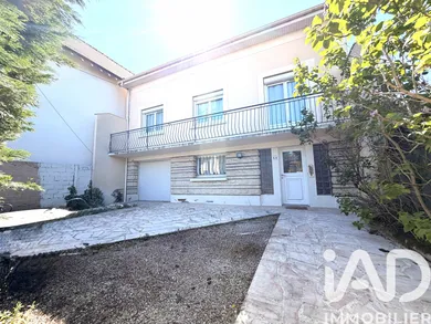 Maison à Champs-sur-Marne (77420)