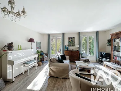 House in Saint-Germain-en-Laye (78100)
