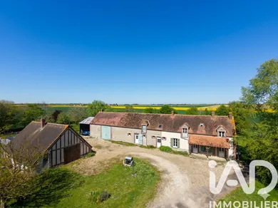 Maison de campagne à Château-Renard (45220)