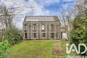 Maison d'architecte à Bessancourt (95550)