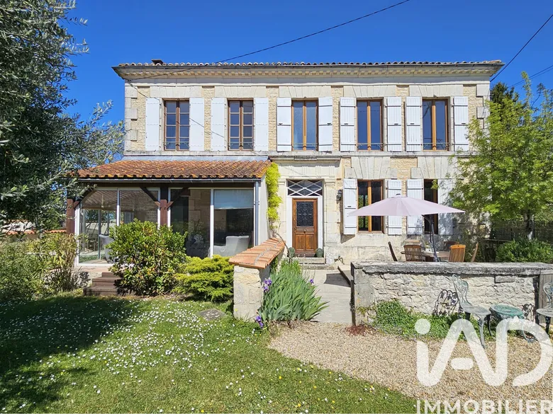 Maison 6 pièces 146 m² · à Gibourne · 146 m² · 215 000 €