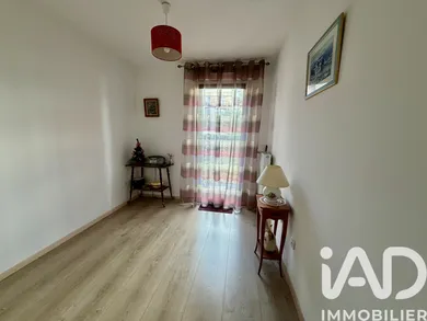 Apartment in Palaiseau (91120)