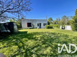 Maison à Châteauneuf (85710)