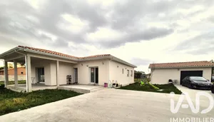 House in Étauliers (33820)