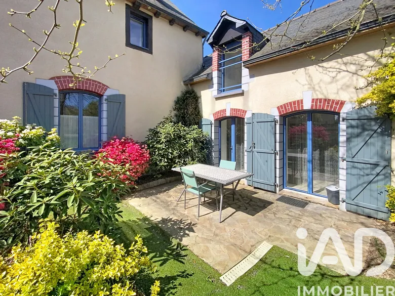 Maison 7 pièces 191 m² · à Tinténiac · 191 m² · 340 500 €