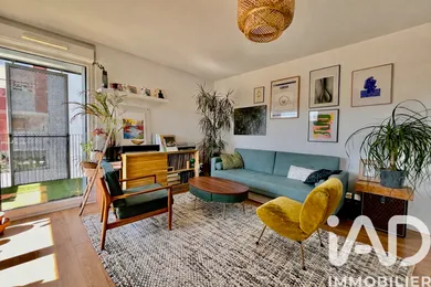 Apartment in Saint-Ouen-sur-Seine (93400)