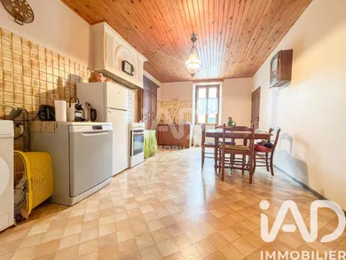 Maison de village à Fayet (12360)