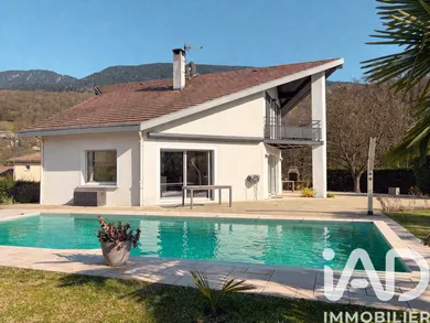 Maison d'architecte à Vaulnaveys-le-Haut (38410)