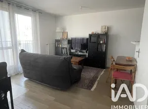 Apartment in Colombes (92700)