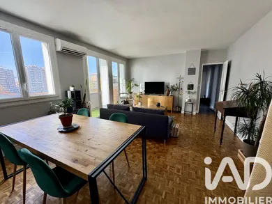 Apartment in Toulouse (31500)